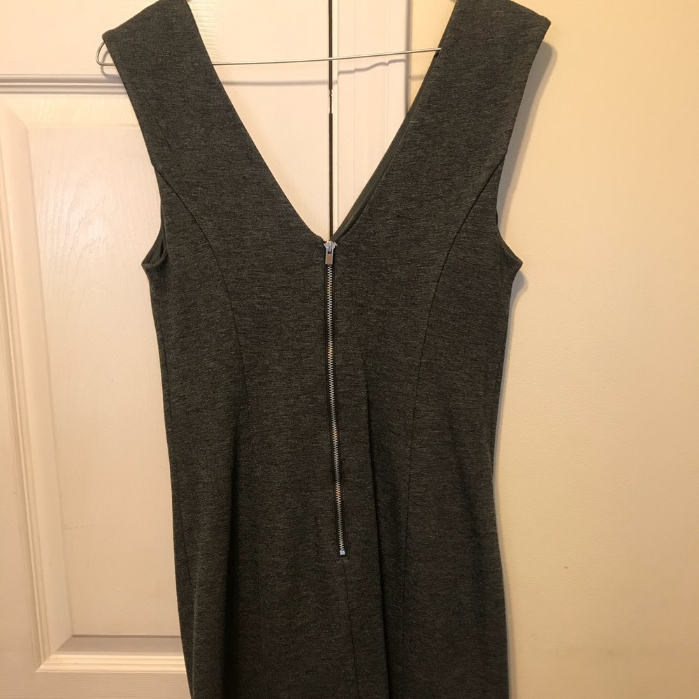 express gray dress with zipper